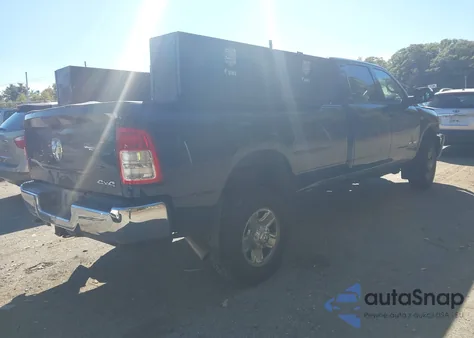 2022 Ram 2500 Tradesman 4X4 8' Box z USA, uszkodzony, nr VIN 3C6UR5HJ0NG407893